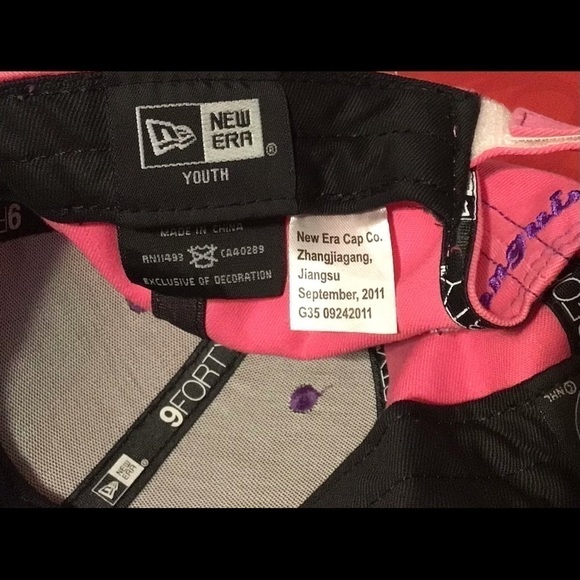 Pittsburgh Penguins NHL Youth Girls Kids Pink New Era 9Forty Baseball Hat Cap - Picture 7 of 7